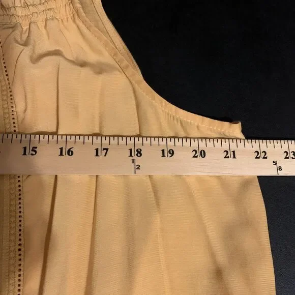 Democracy Womens Size XL Top Yellow Floral Sleeveless Tank NWT - Picture 6 of 7